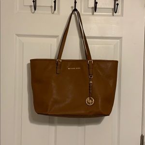 Michael Kors Jet Set Tote
